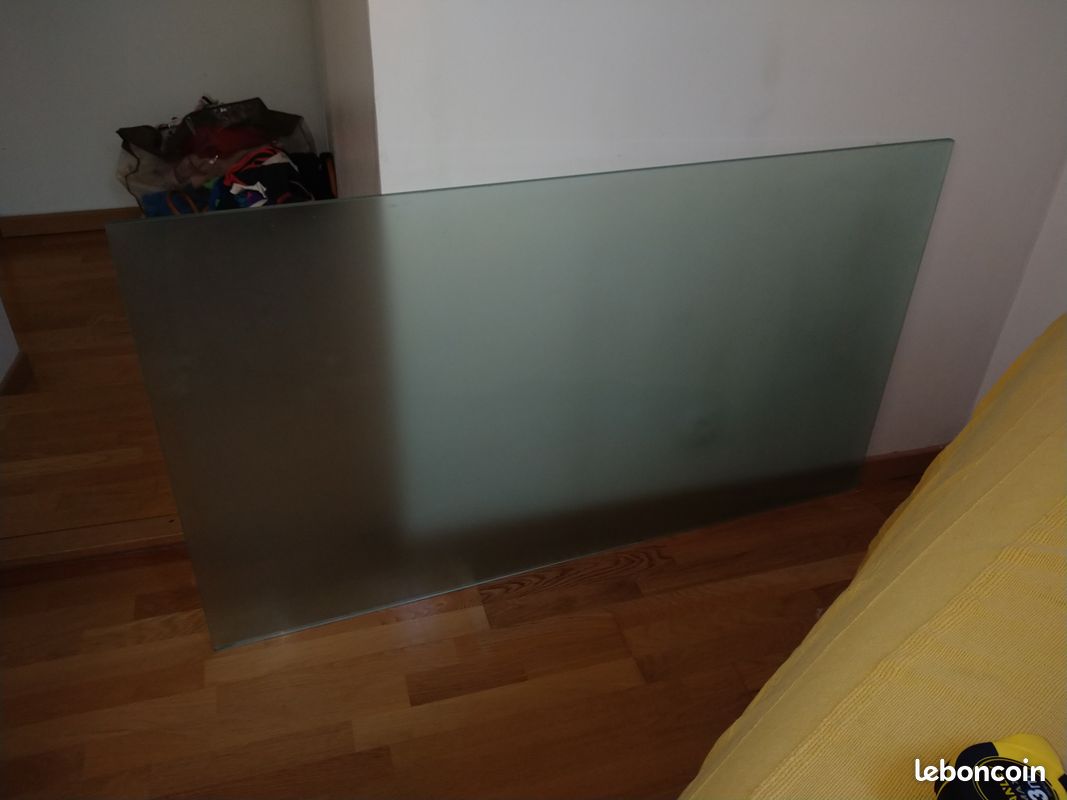 Plateau en verre (image 1)