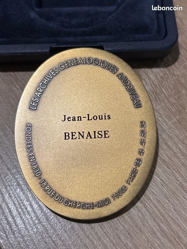 Médaille à Identifier – N°3922 – Rare – Pièce De Collection