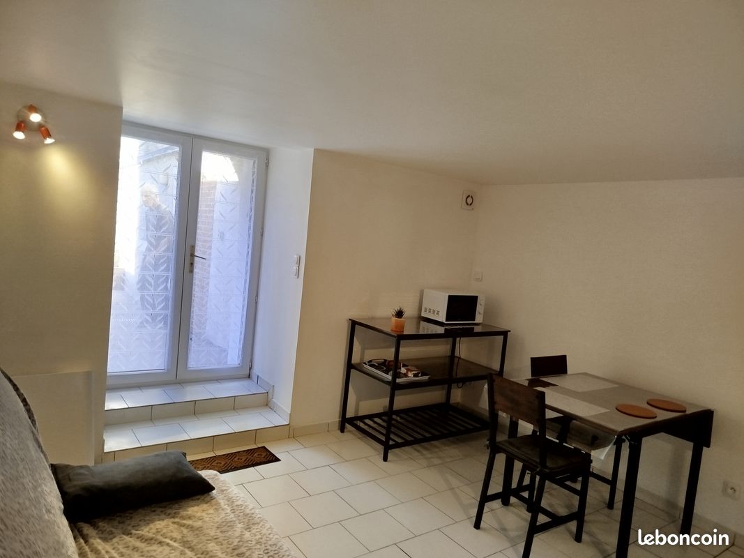 Appartement 1 pièce 17 m² · à Bourges · 17 m² · 430 €