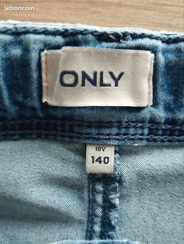 Jean ONLY Fille - Taille Haute, Délavage Clair - 69% Coton, 29% Polyester, 2% Élasthanne - Fermeture Éclair