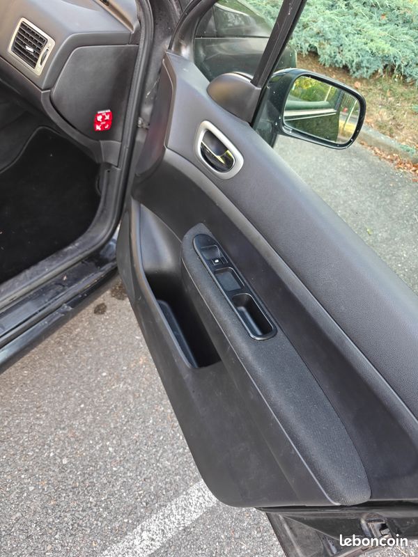 Peugeot 307 HDI 2.0 XS Premium 20044 (image 13)