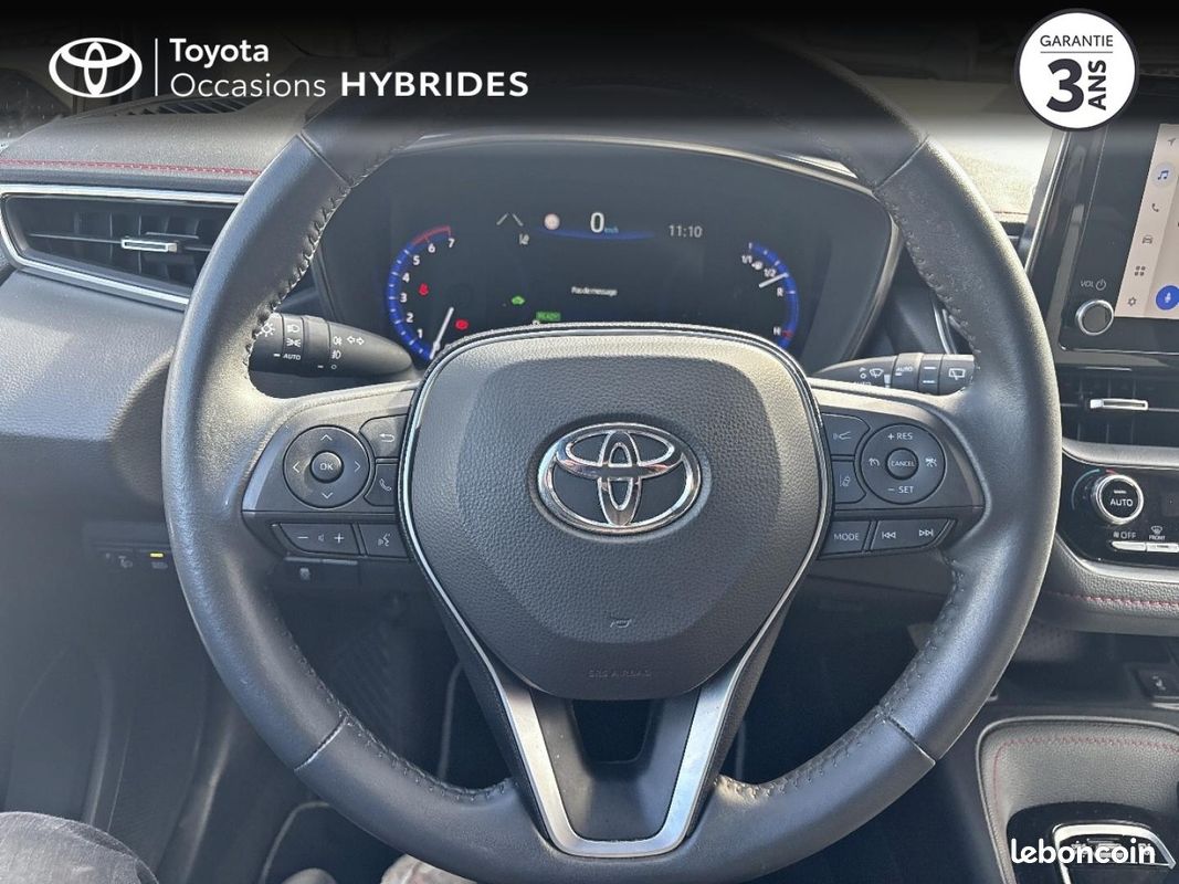 Toyota Corolla 122h Collection MY22 (image 9)