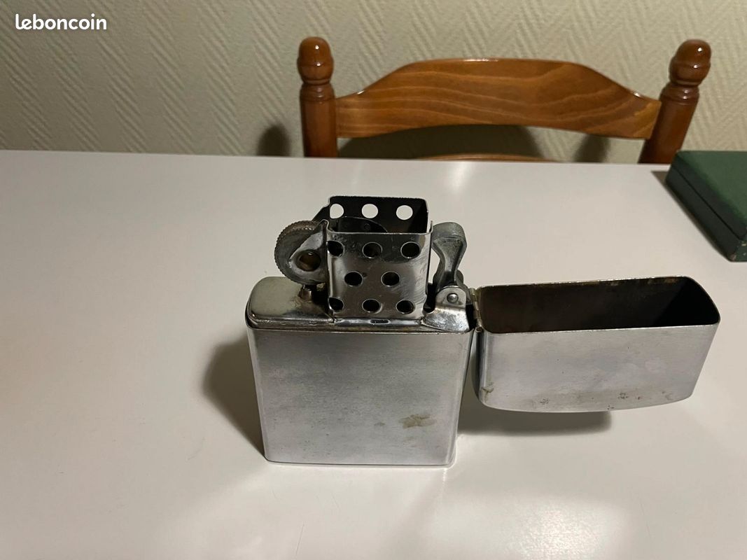 Briquet geant (image 2)