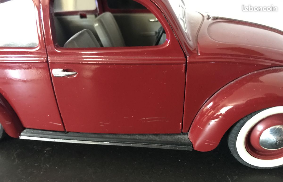 Miniature Solido Volkswagen Coccinelle Custom - Rouge - Échelle 1/18 - Réf 8306 - Comme Neuve