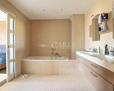 Appartement 665 000 € - 137 m²