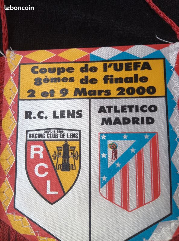 Fanion RC Lens Vs Atletico Madrid 10x9 Cm UEFA Cup 2000 Souvenir Match