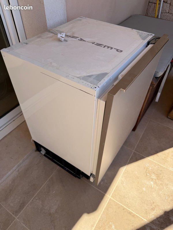 Réfrigérateur top encastrable SMEG (image 1)