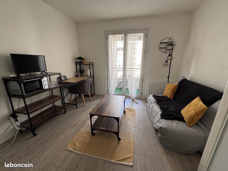 Appartement 1 pièce 17 m² · à Blois · 17 m² · 400 €/mois