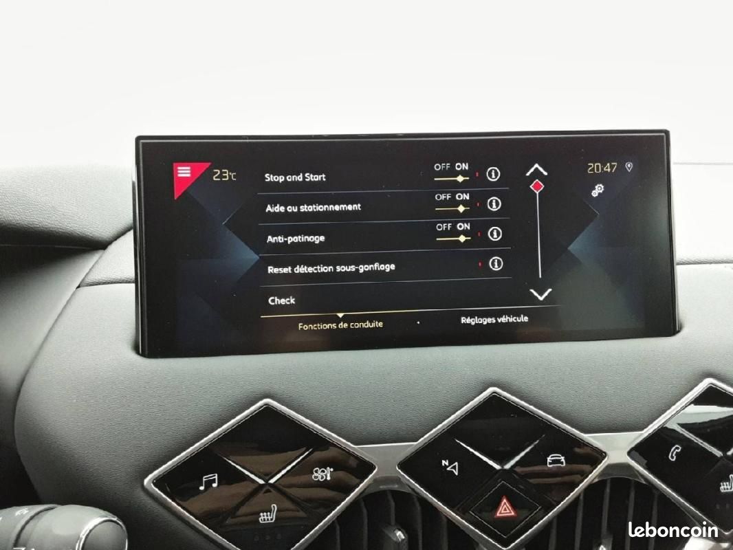 DS 3 Crossback DS3 PureTech 130 EAT8 - Connected Chic (image 23)