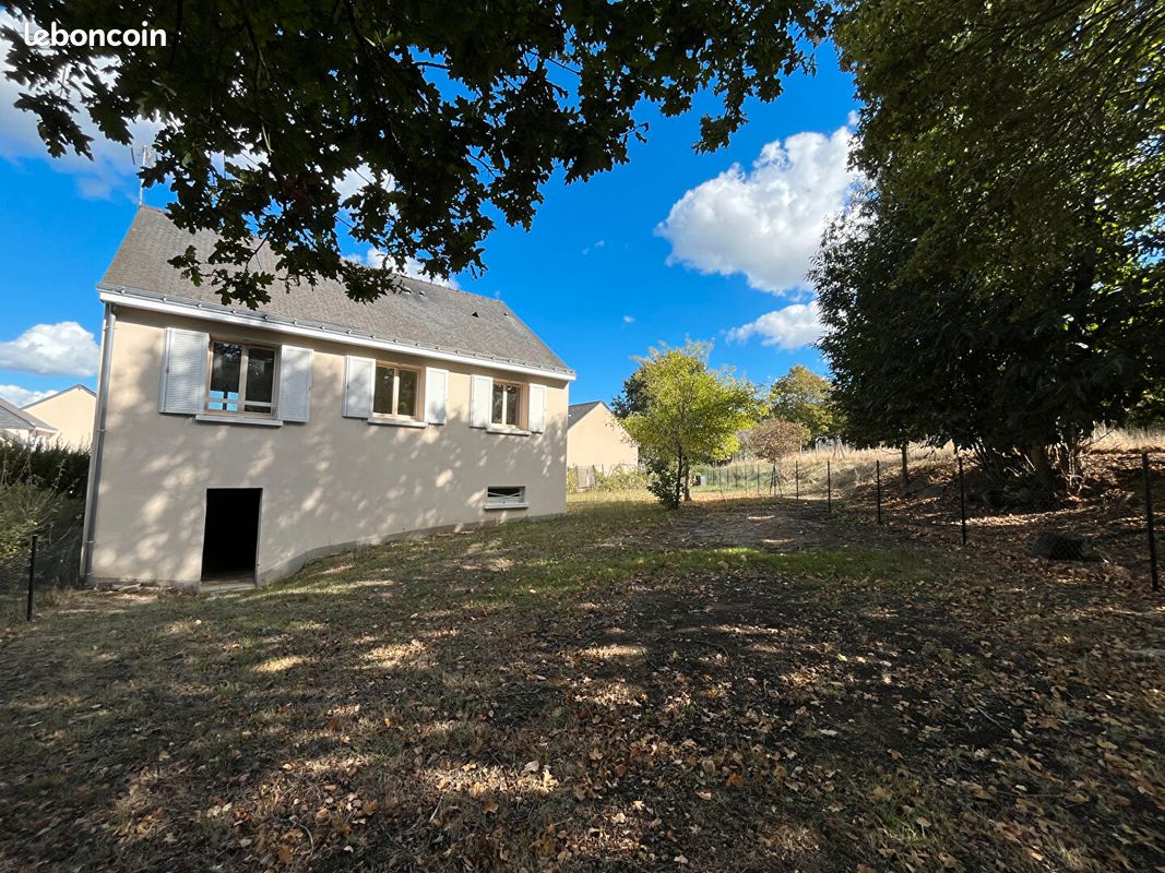 Maison 5 pièces 93 m² · à Jarzé Villages · 93 m² · 140 000 €