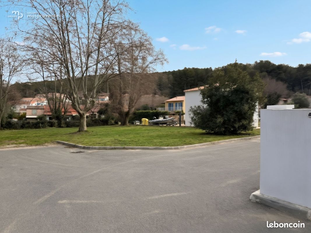 Terrain 500 m² · à Six-Fours-les-Plages · 260 000 €
