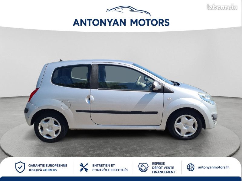 Renault TWINGO II 1.2 16V 75CH DYNAMIQUE (image 4)
