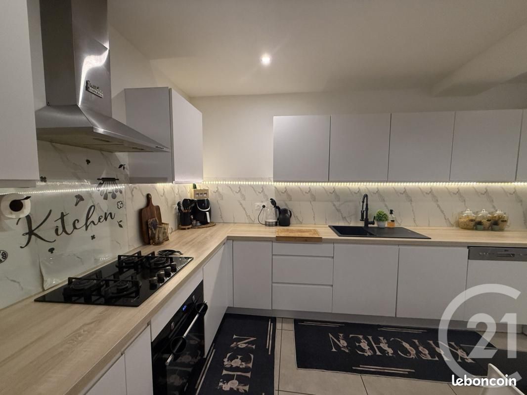 Appartement 5 pièces 160 m² · à Orthez · 160 m² · 167 000 €
