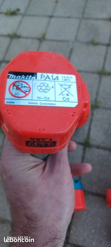 Visseuse MAKITA 6280D + mallette + 3 batteries HS + chargeur (image 4)