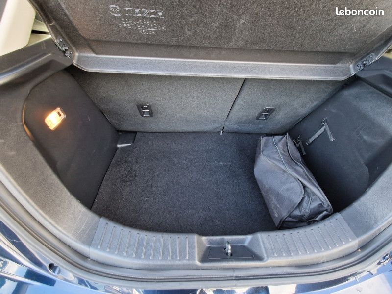 Mazda MAZDA 2 1.5 E-SKYACTIV G M HYBRID 90CH ELEGANCE 2022 (image 12)