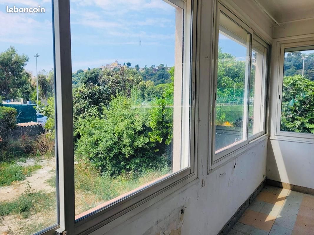 Appartement 4 pièces 100 m² · à Cagnes-sur-Mer · 100 m² · 349 000 €
