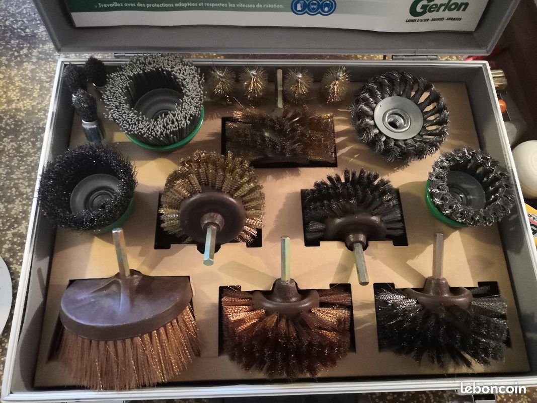 Assortiments de brosses (image 1)