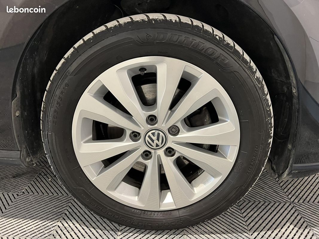 VOLKSWAGEN GOLF 1.6 TDI 115 FAP DSG7 Confortline (image 17)