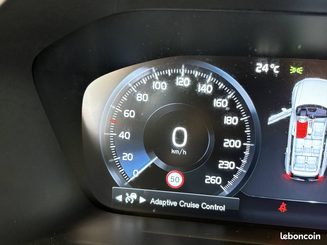 VOLVO XC90 Recharge T8 AWD 303+87 ch Geartronic 8 7pl Inscription Luxe (image 32)