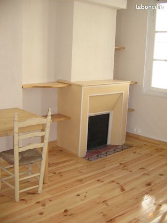 Studio meuble tres agreable