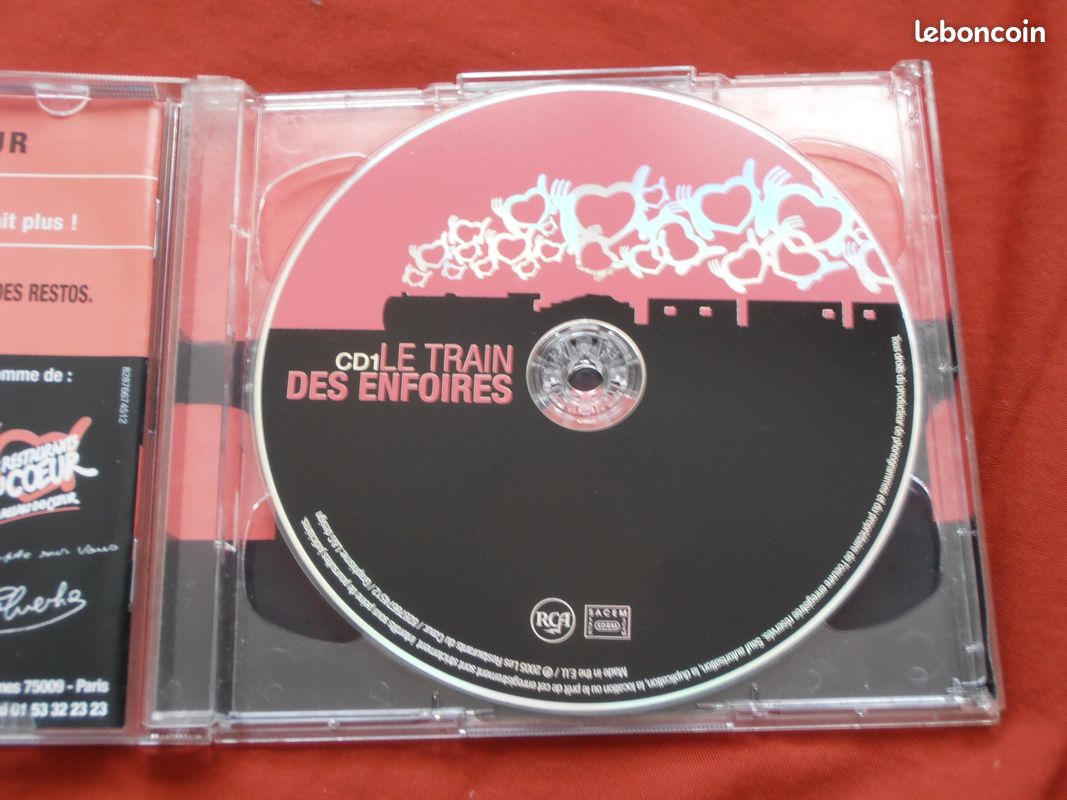 Lot 4 CD variété Française : Les Enfoirés/Notre Dame de Paris/Emilie Jolie/Julien Clerc (image 9)