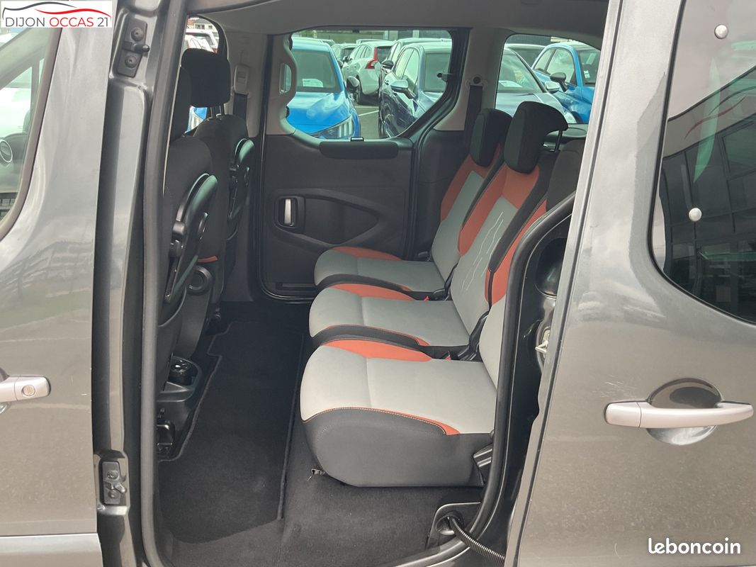 PEUGEOT PARTNER TEPEE 1.6 BlueHDi 100ch BVM5 Style (image 12)