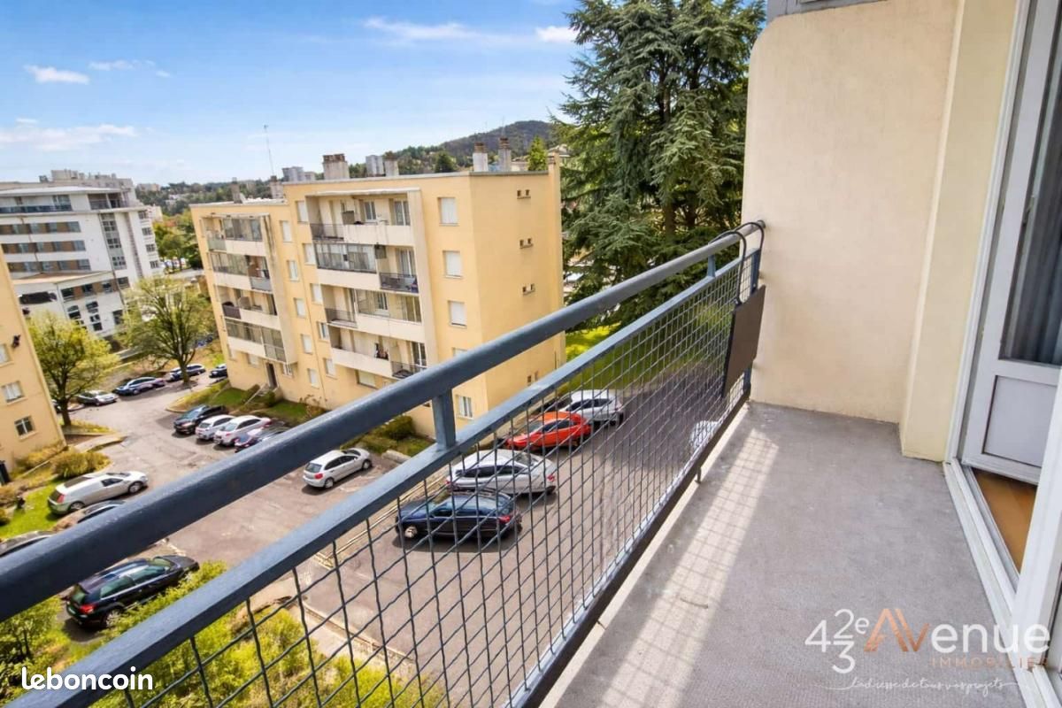 Appartement 3 pièces 52 m² · à Saint-Étienne · 52 m² · 38 000 €