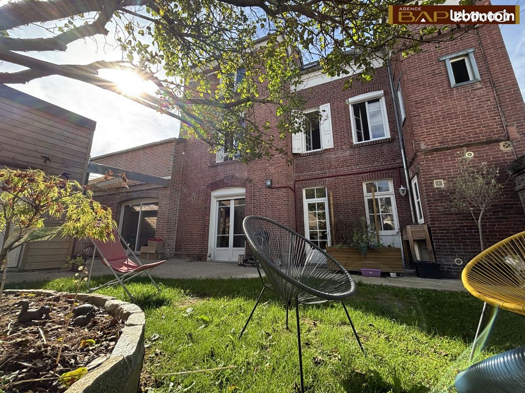 Maison 7 pièces 127 m² · à Lisieux · 127 m² · 1 140 €/mois
