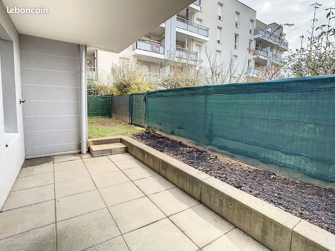 Appartement 2 pièces 46 m² · à Décines-Charpieu · 46 m² · 185 000 €