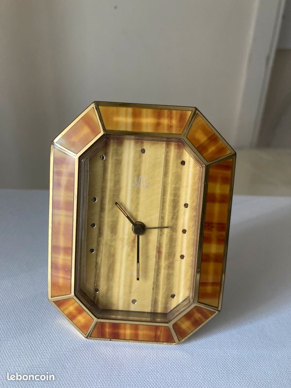 Lot De Verres De Réveil Ou Pendule - Anciens - Carrés, Ronds, Bombés - AA6