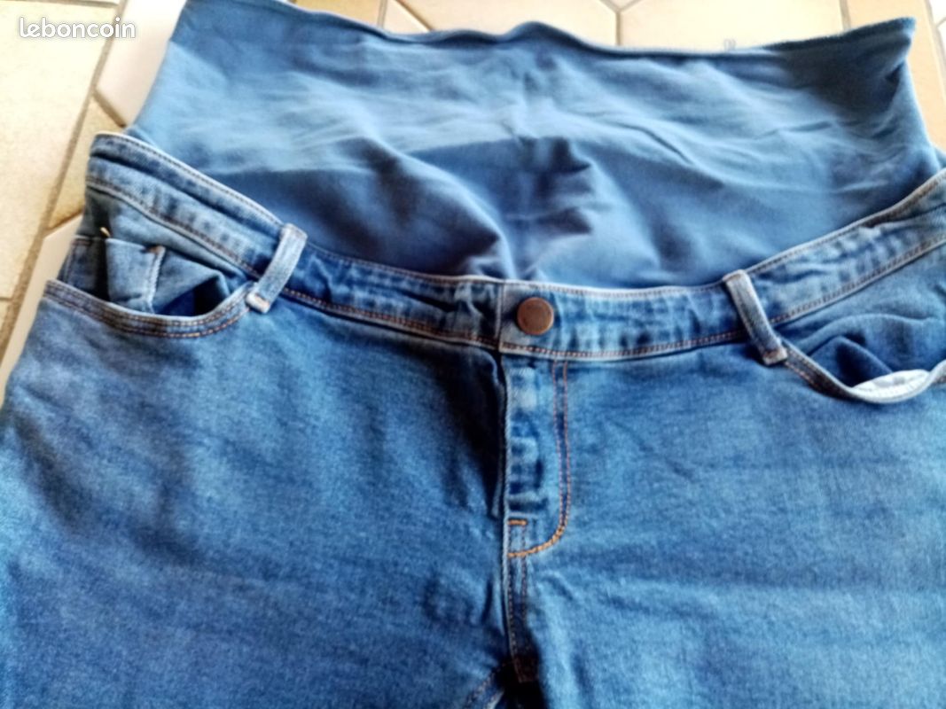 Short jeans de grossesse T 44 (image 3)
