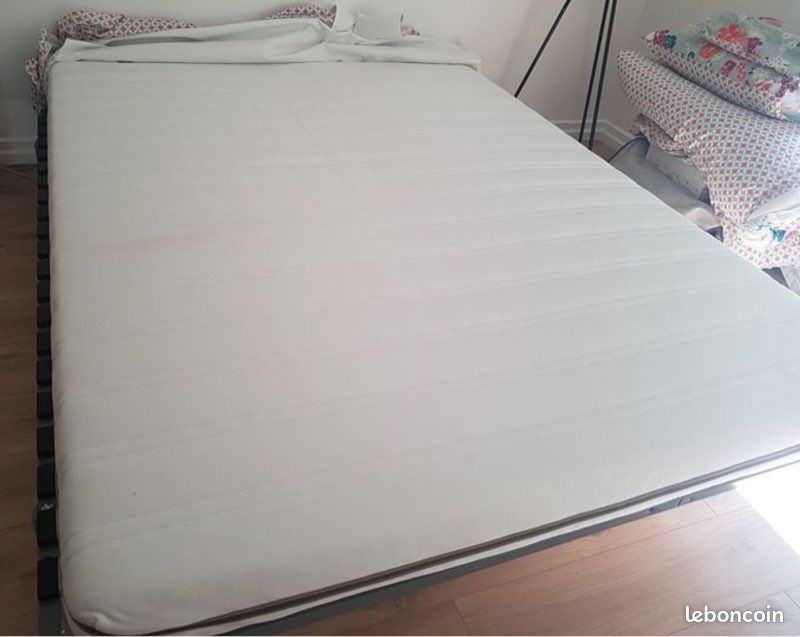 Matelas IKEA MALVIK (image 1)