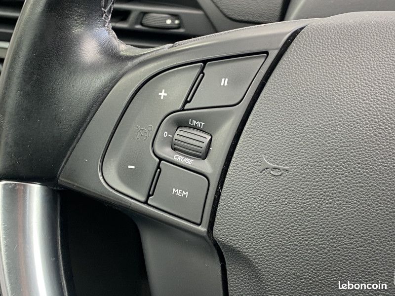 Citroen C4 PICASSO BLUEHDI 120CH FEEL S&S (image 14)