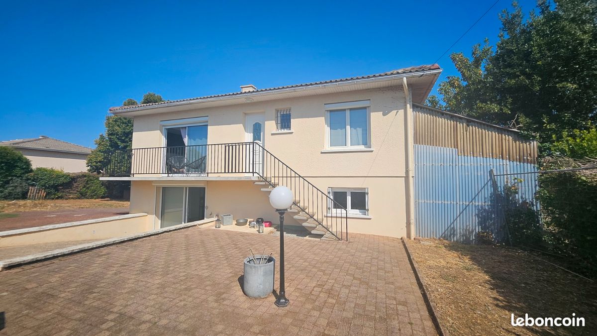 Maison 5 pièces 138 m² · à Neuville-de-Poitou · 138 m² · 238 000 €