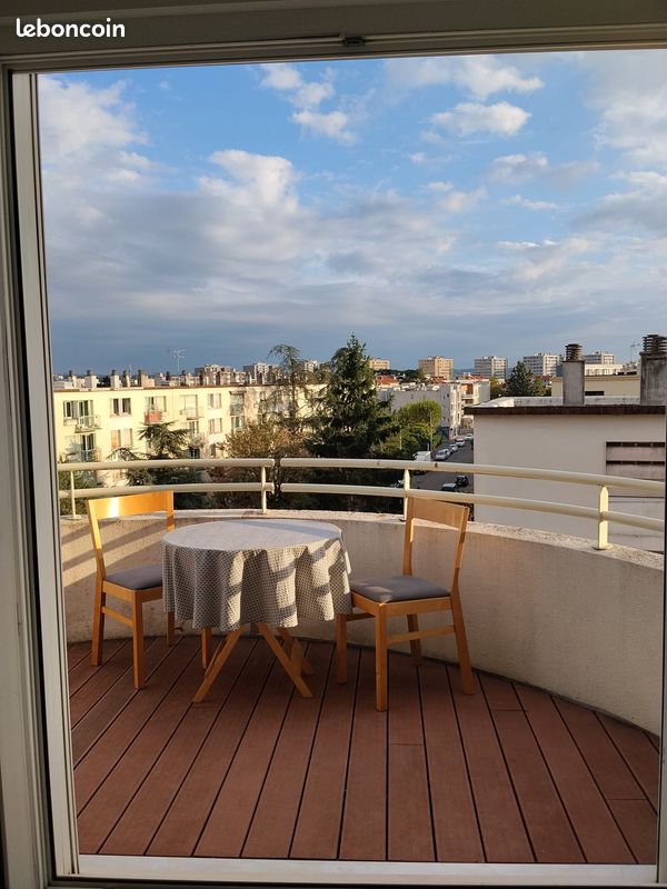 Parking 3 pièces 73 m² · à Saint-Priest · 73 m² · 155 000 €