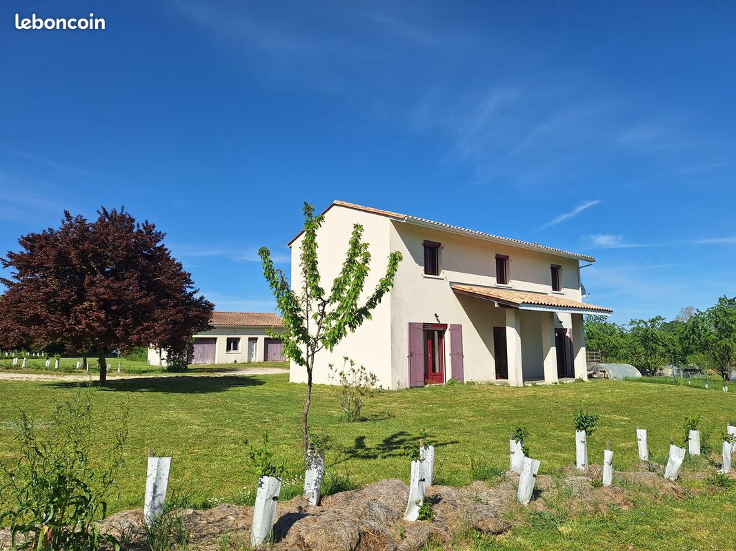Maison 6 pièces 143 m² · à Marsac · 143 m² · 225 000 €