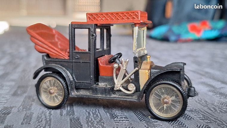 Dinky Toys - Simca 8 Sport - Collection