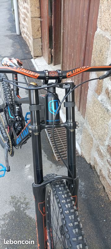 VTT DH mondracker plunder ltd 27.5 (image 6)