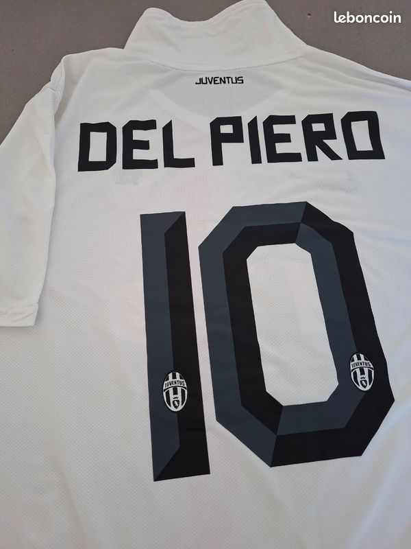 Maillot foot vintage Nike Juventus de Turin saison 2010-2011 floqué Del Piero taille L (image 2)