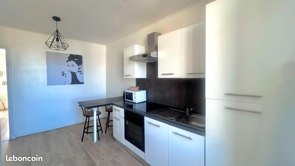 Appartement 1 pièce 38 m² · à Saint-Nazaire · 38 m² · 611 €