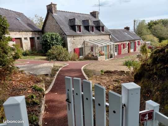 Maison 5 pièces 147 m² · à Plouyé · 147 m² · 210 000 €