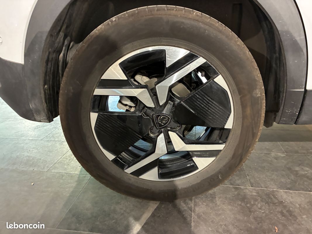 PEUGEOT 2008 1.2 Hybrid 136ch GT - 2024 - 13 500 km - CarPlay - Première main (image 33)