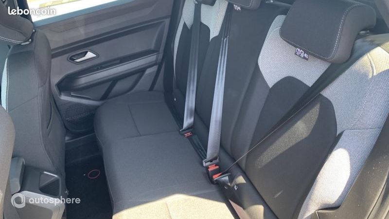 Dacia Duster 1.8 hybrid 155ch Journey (image 9)