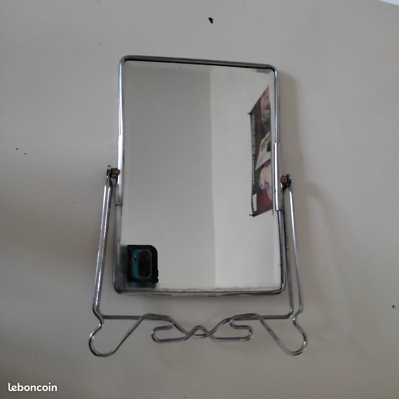 Miroir de barbier décoré au dos (image 1)