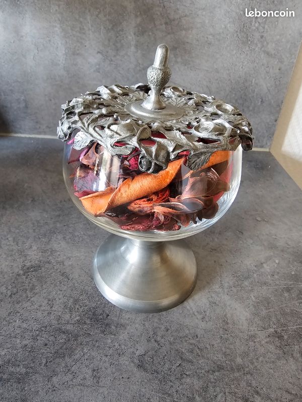 PIQUE-FLEURS OU POT-POURRI En Etain Signe EUR 12,00 - PicClick FR