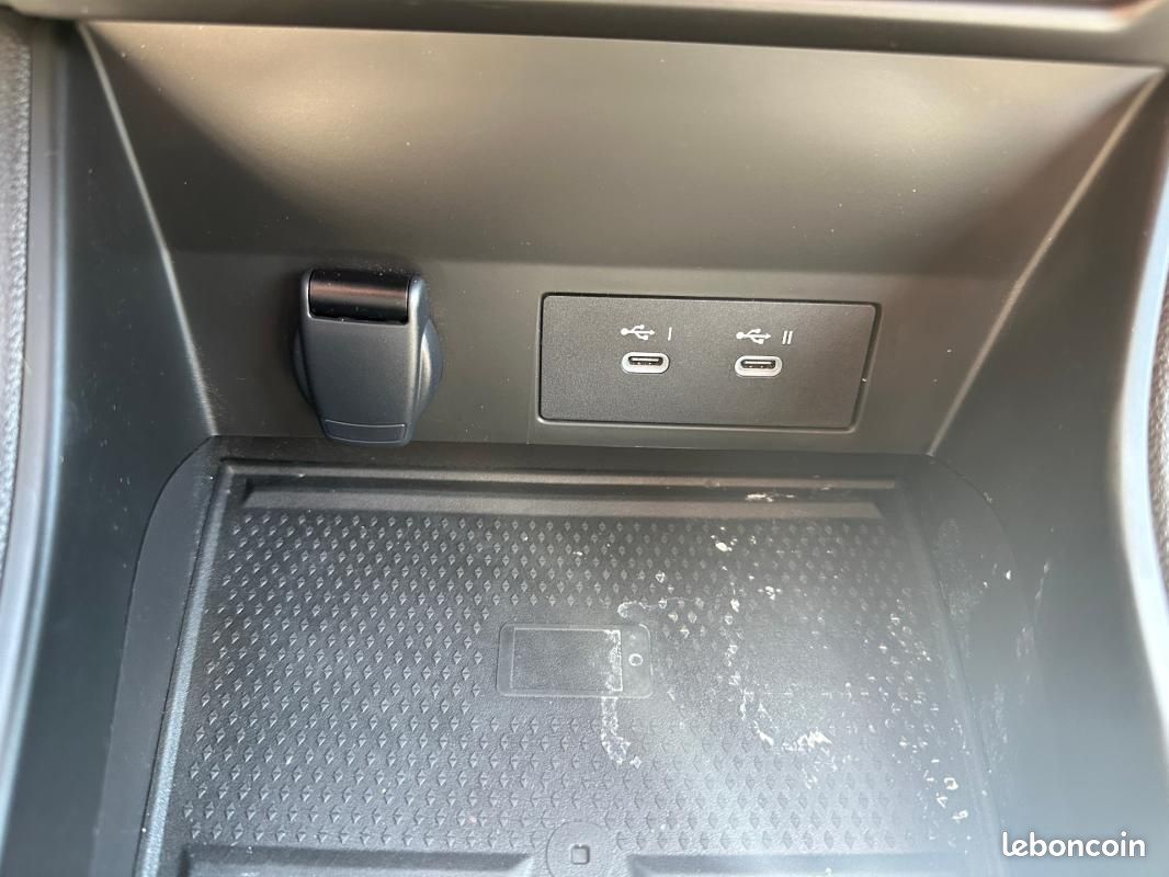 Renault Captur E-Tech full hybrid 145 ch Techno (image 18)