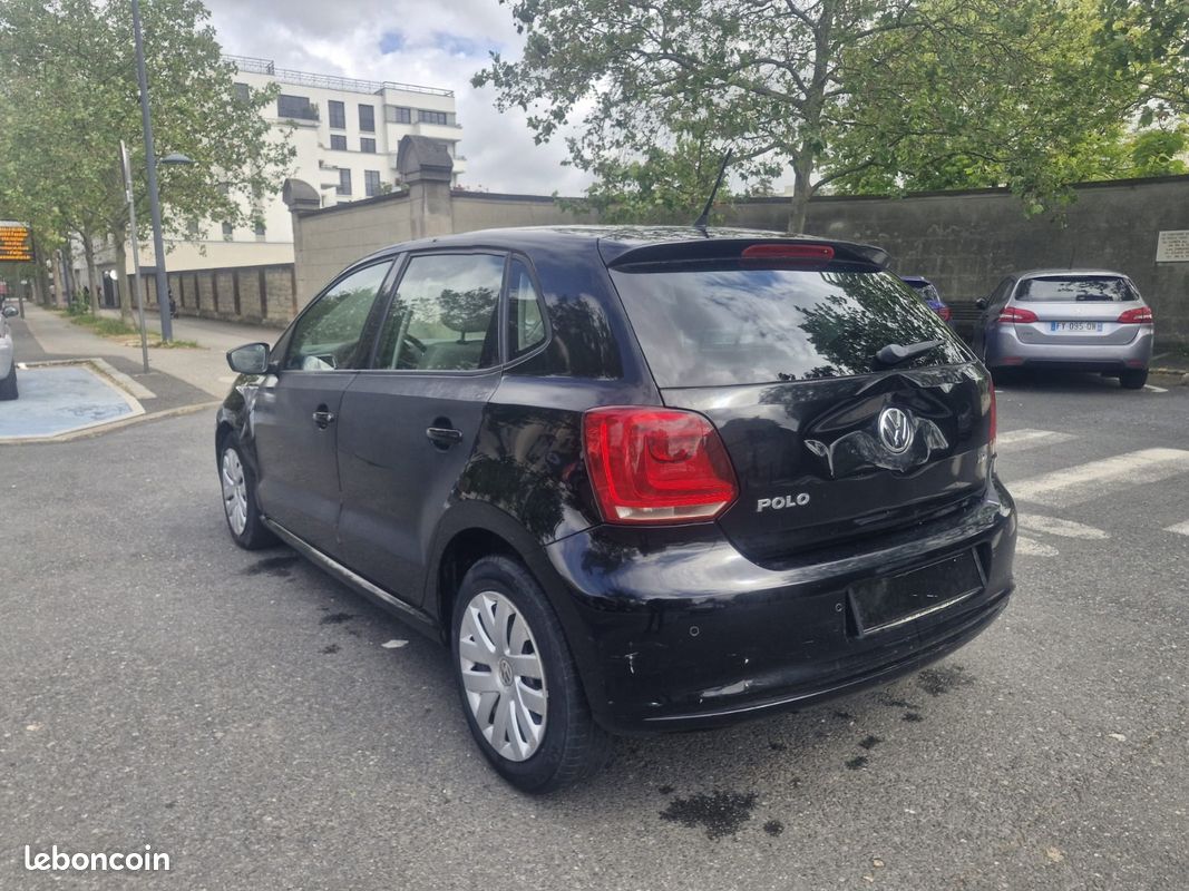 VOLKSWAGEN POLO 1.6 TDI 75 CR FAP Confortline (image 5)