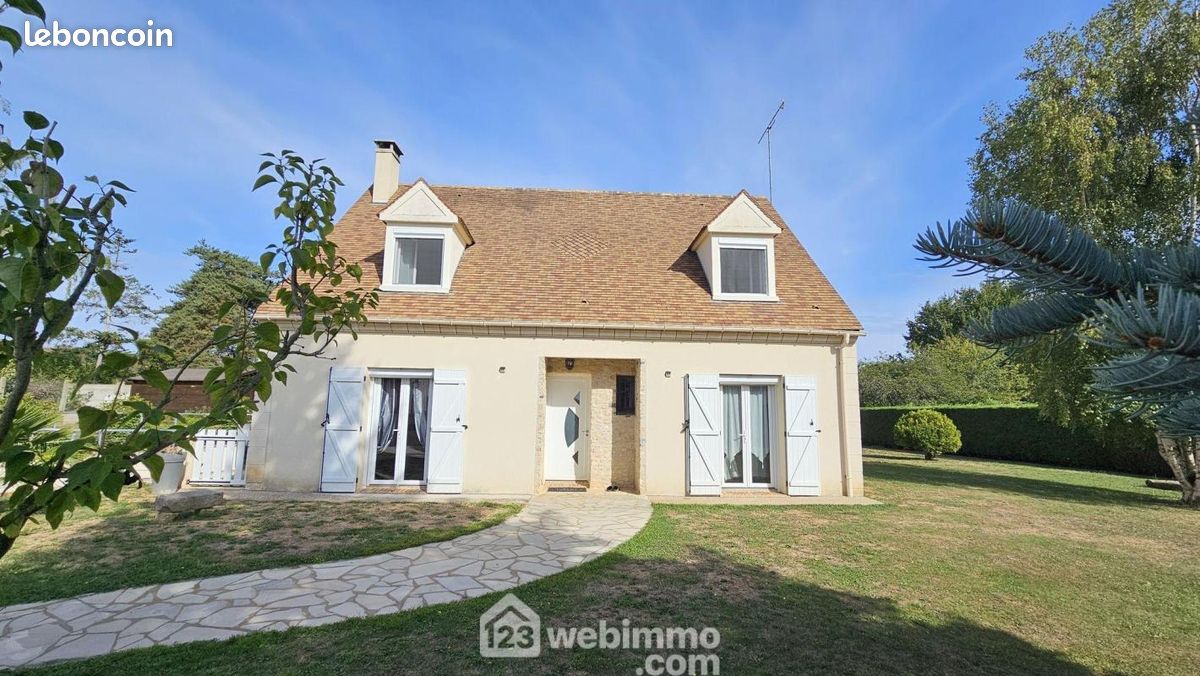 Maison 6 pièces 125 m² · à Courdimanche-sur-Essonne · 125 m² · 471 000 €