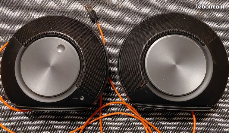 Enceinte JBL Pebbles - Abîmé - HS Hors Service • EUR 30,00