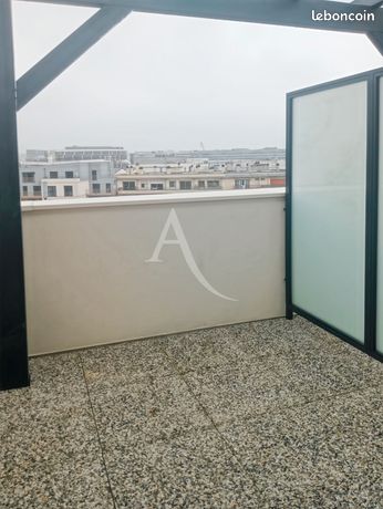 https://img.leboncoin.fr/api/v1/lbcpb1/images/a1/32/7c/a1327c9b425dc9b207e030cd1fa87aa3aae96d1e.jpg?rule=ad-image